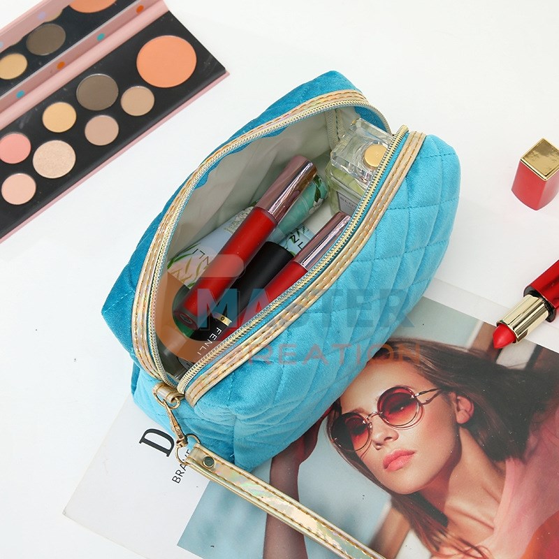 Retro Port Style Bag