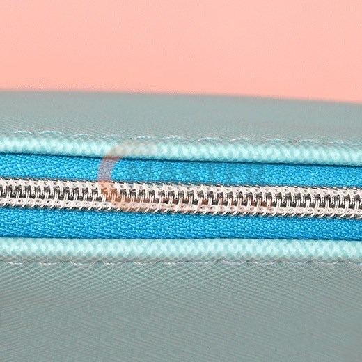 Metallic Zipper
