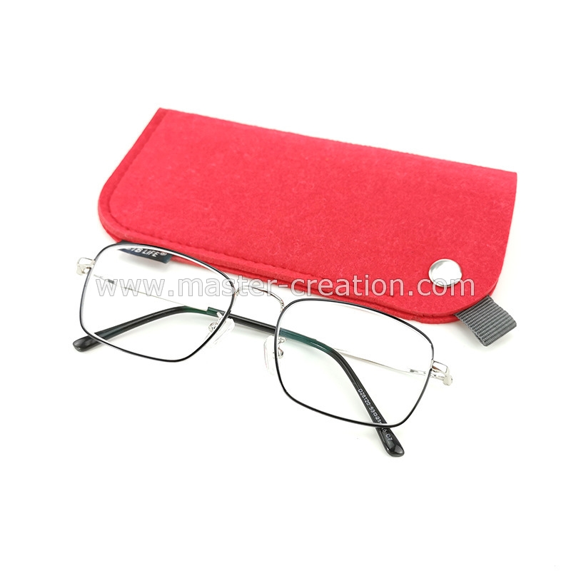 Red Eyeglasses Bag