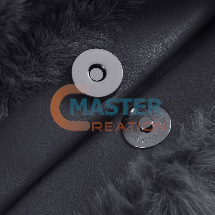 Magnetic Snap Closure
