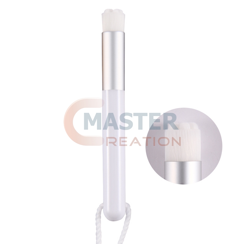 White Nose Brush