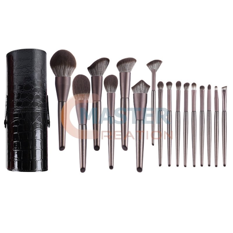 Brushes Pocket