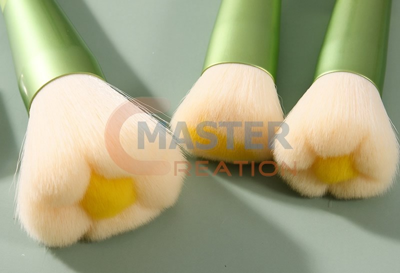 Petal Brush Bristles