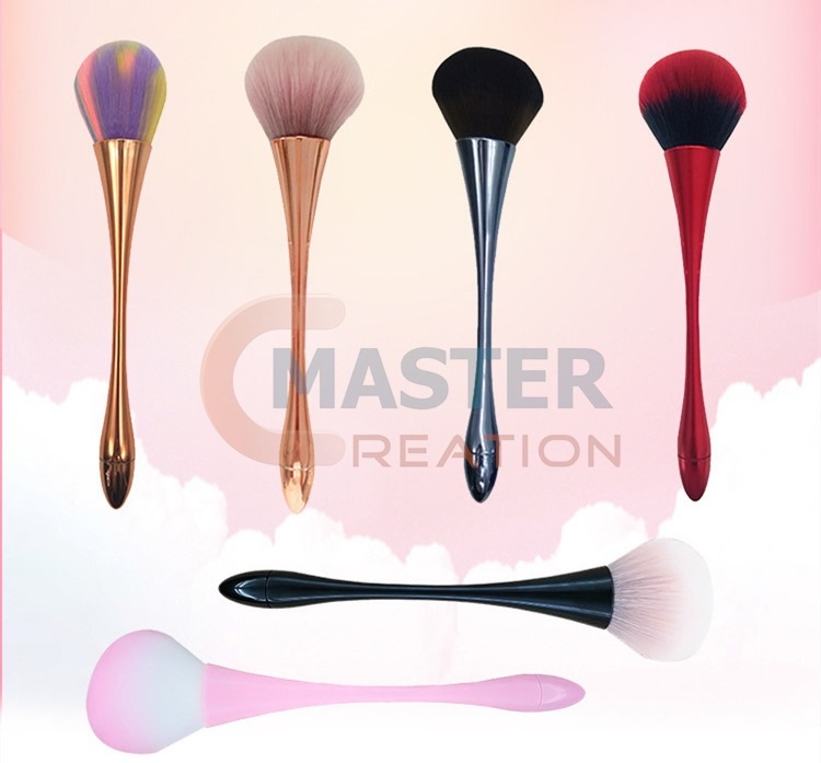 Slim Handle Brush