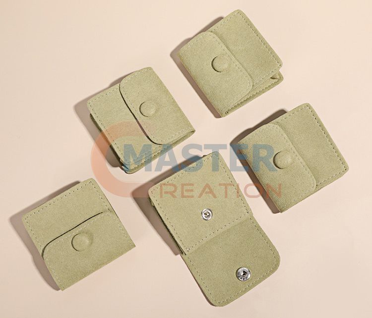 Small Pendant Bag
