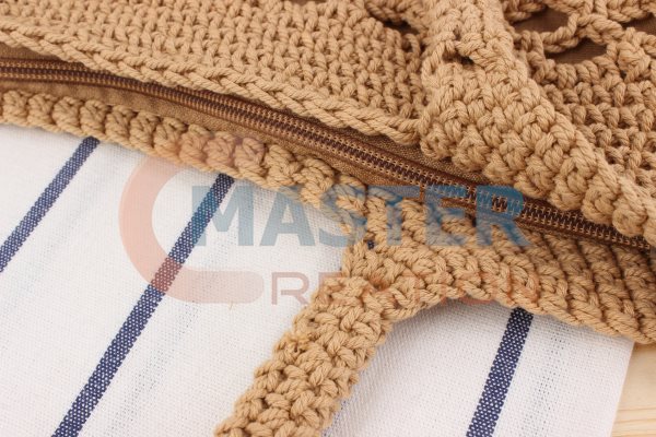 Hollowed Straw Handbag