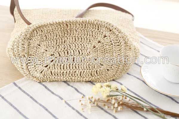 Round Bottom Straw Bag