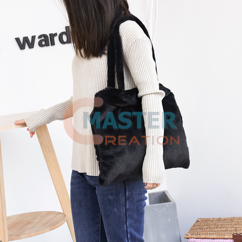 Outdoor Plush Bag
