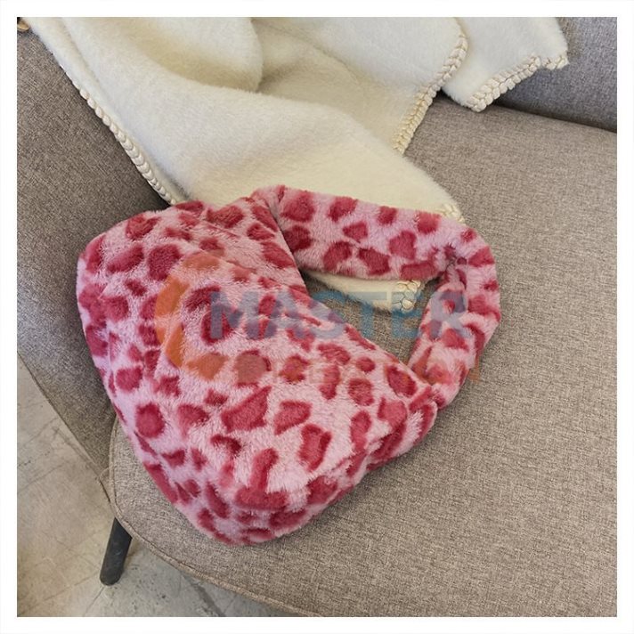 Leopard Pattern Plush Bag