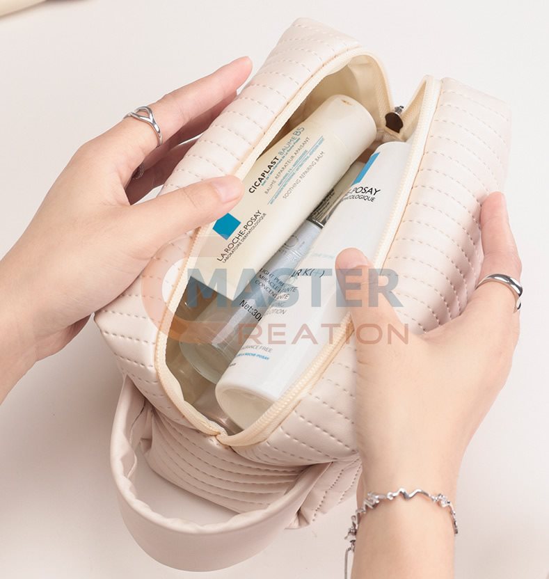 Girl Makeup Bag