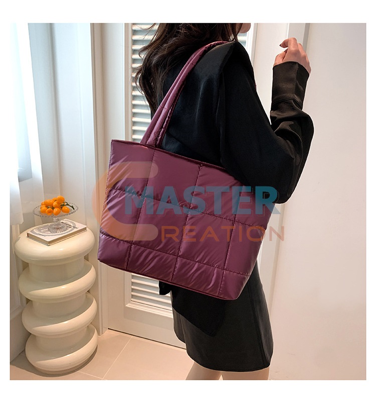 Winter Carrying Tote