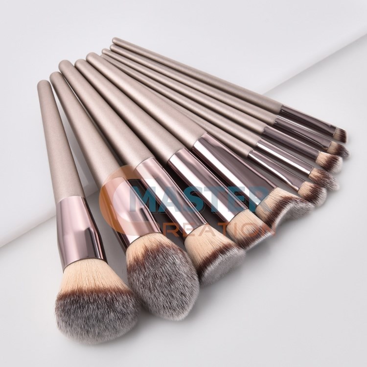 Fan Brush