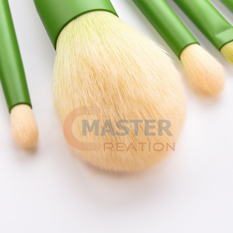 Powder Brush