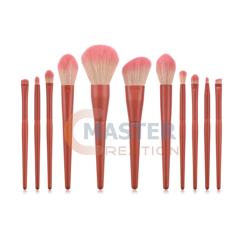 Flat Head Brush