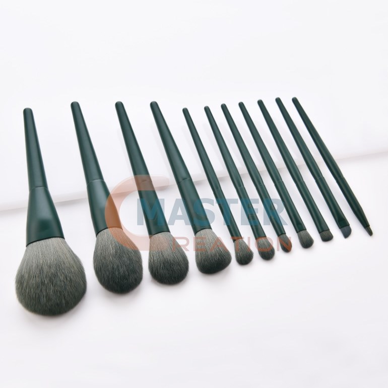 Flat Head Brush