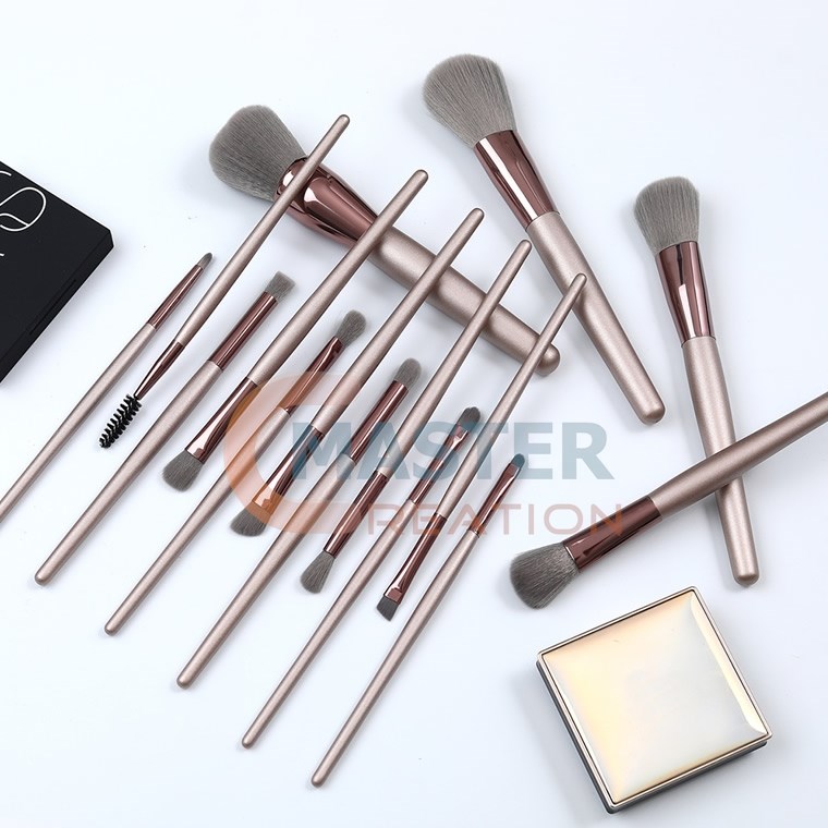 Silver Mascara Brushes