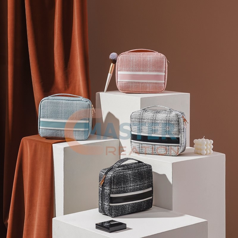 Desktop Cosmetic Case