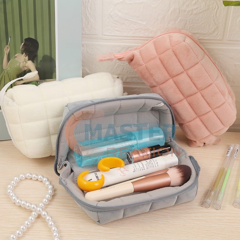 Student Pillow Bag