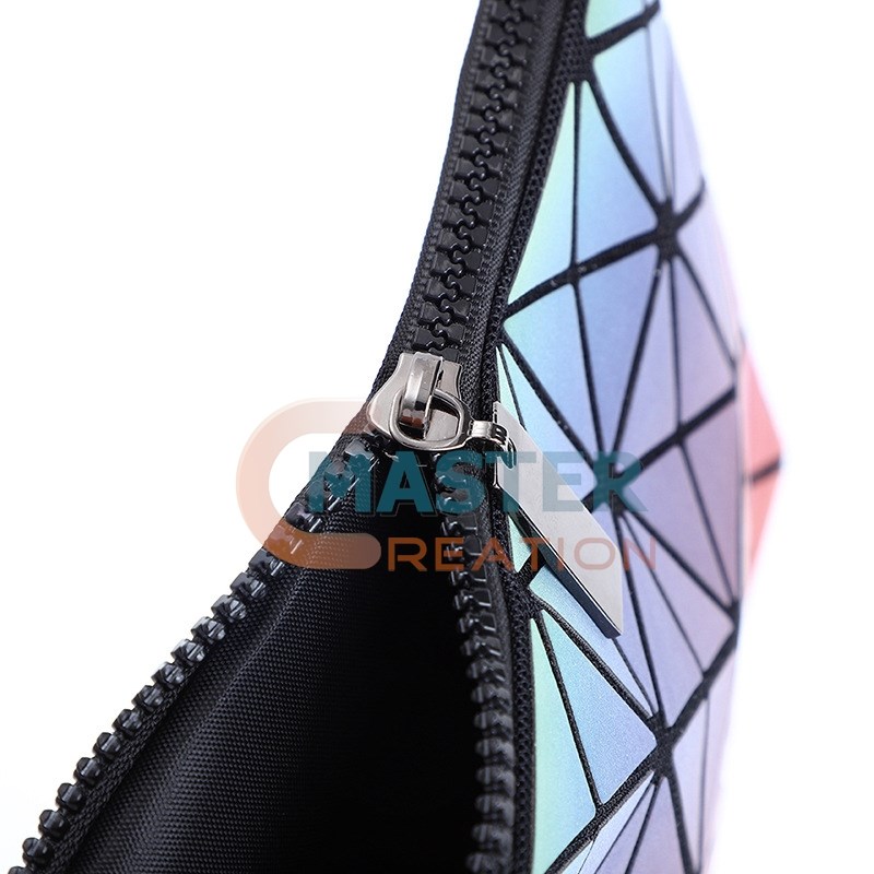 Holographic Purse