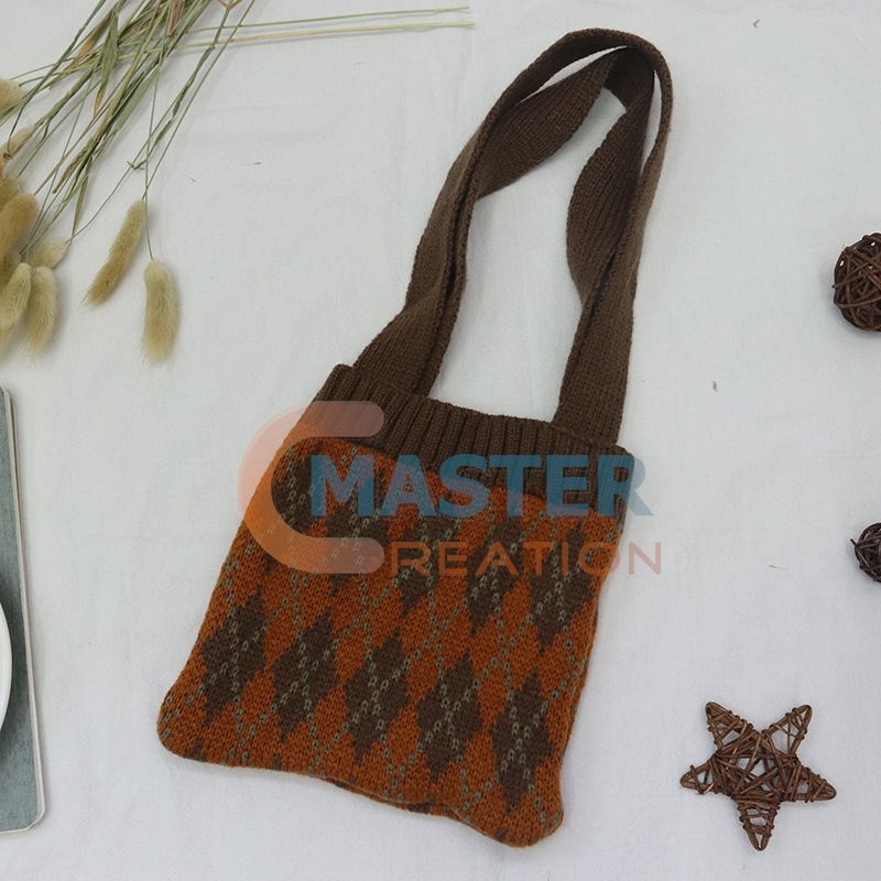 Knitting Shoulder Bag