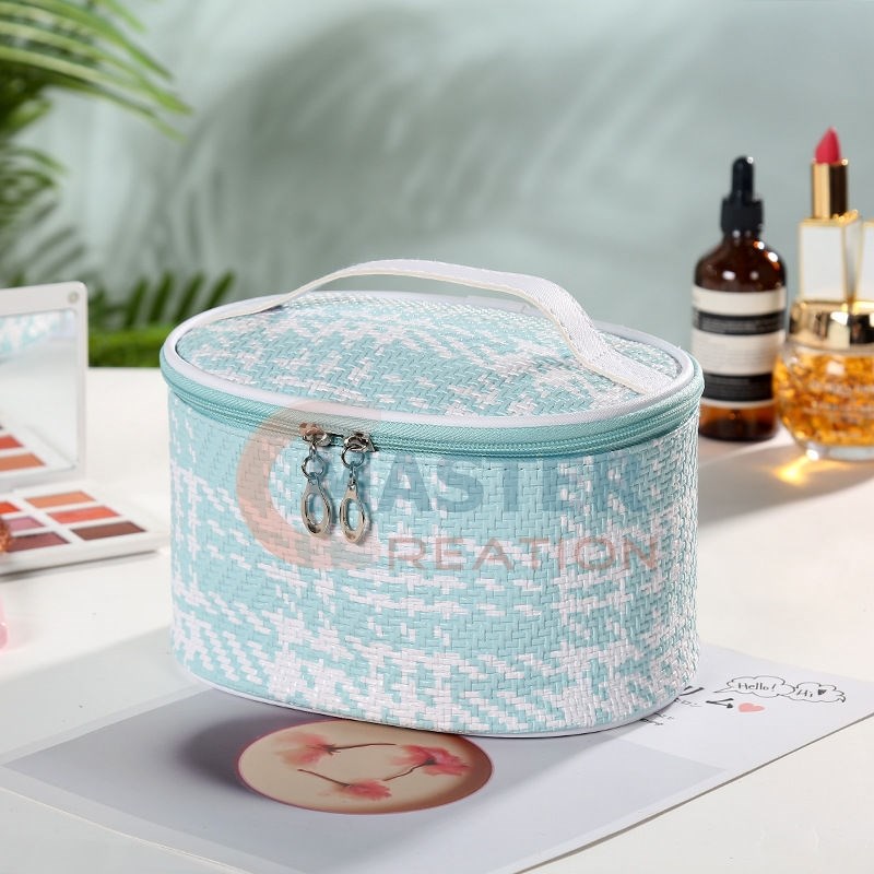 Houndstooth Pattern Bag