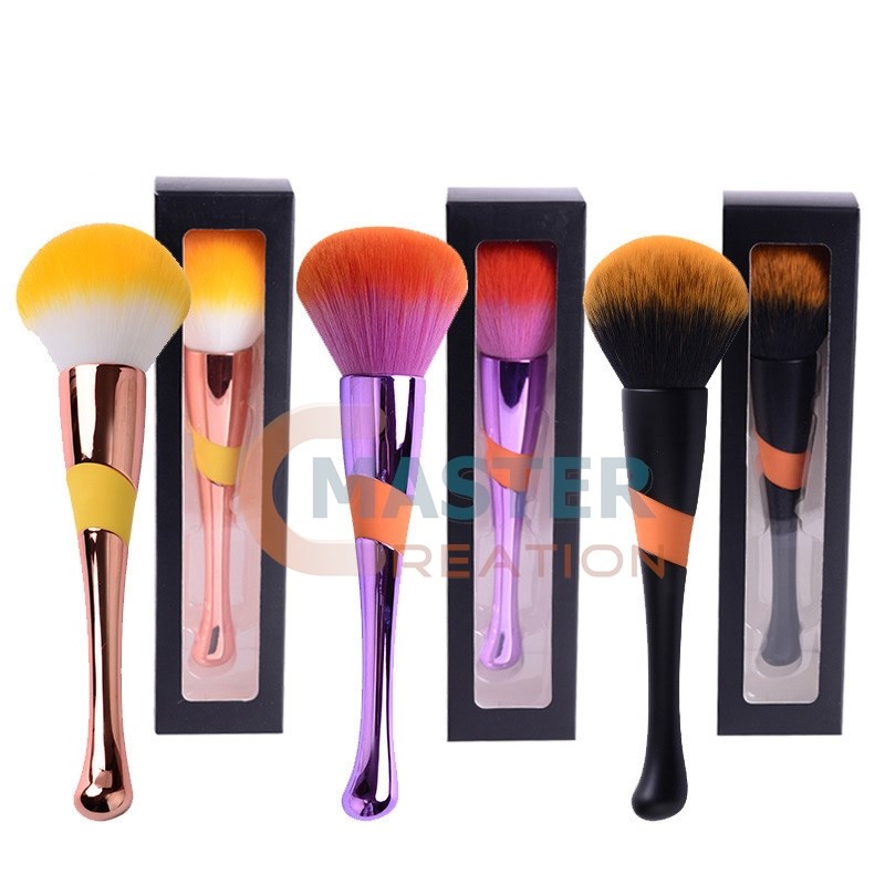 Girl Makeup Brush