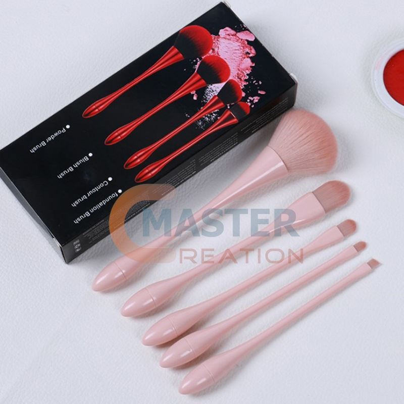 Small Waist Brush