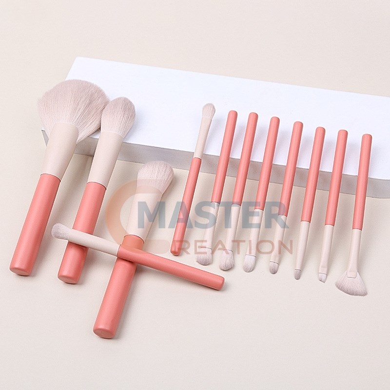 Wooden Rod Brush