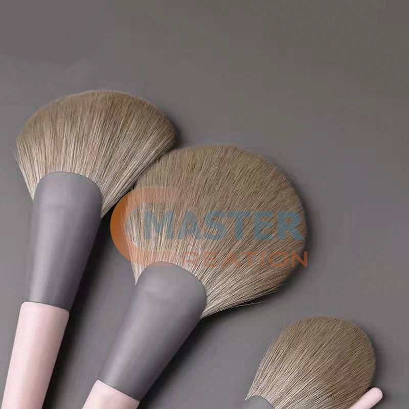 Fan Shaped Bristle