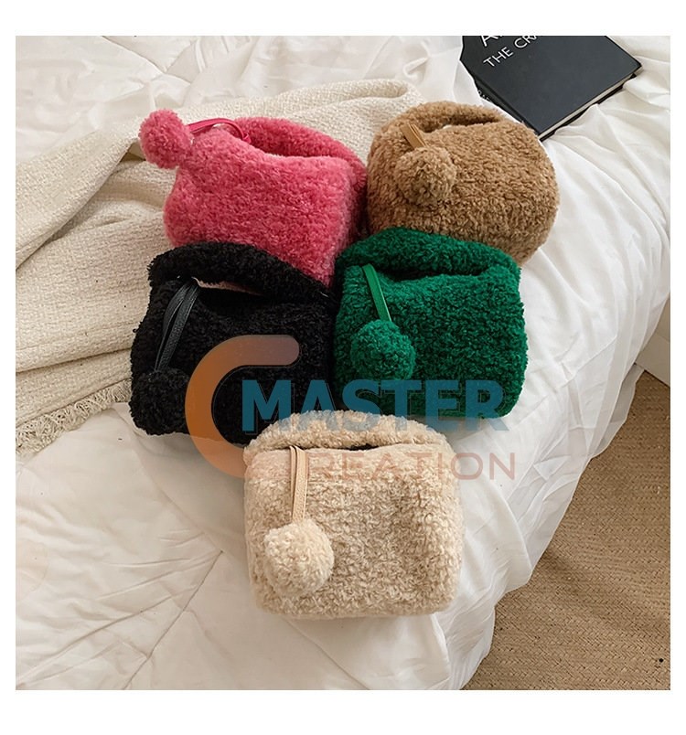 Colorful Pompon Bag