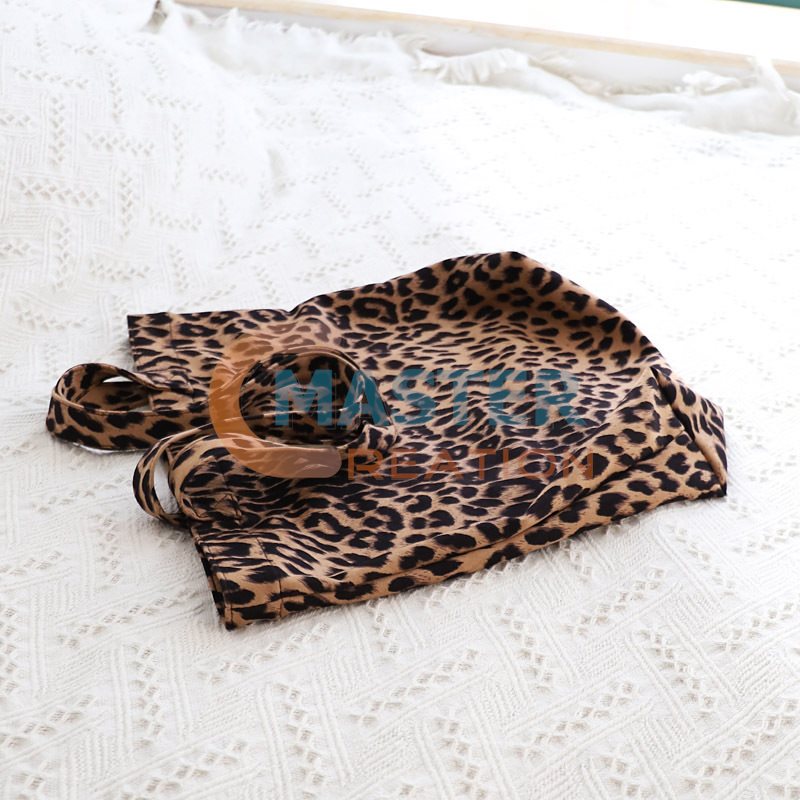 Trendy Leopard Tote