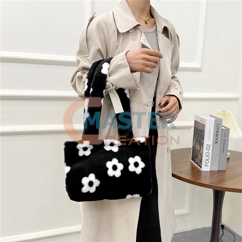 Lady Black Plush Tote