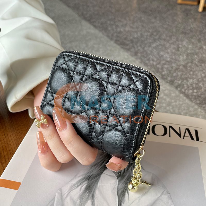 Circle Quilted Purse