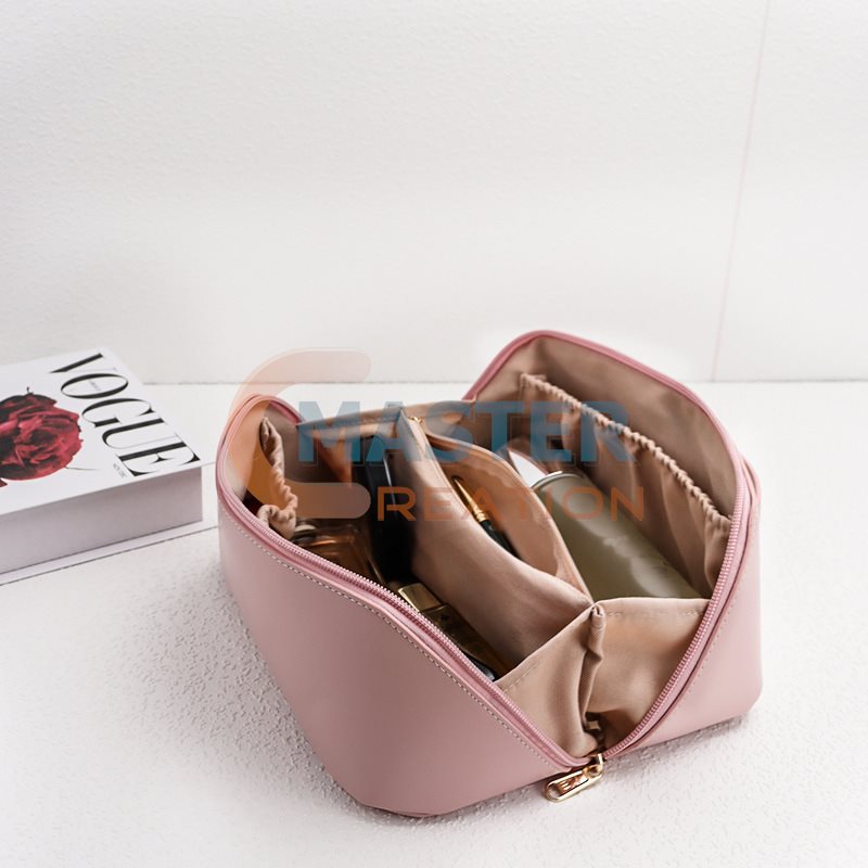 Multipocket Makeup Bag