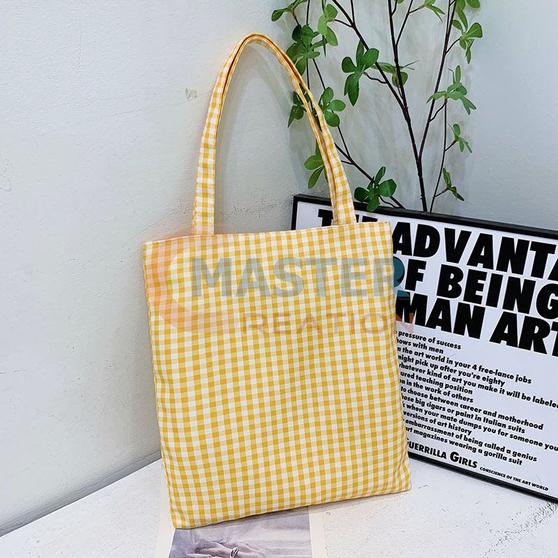 Casual Plaid Tote