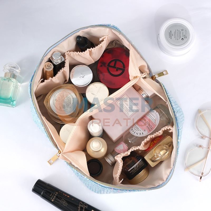 Large Capacity Makeup Bag